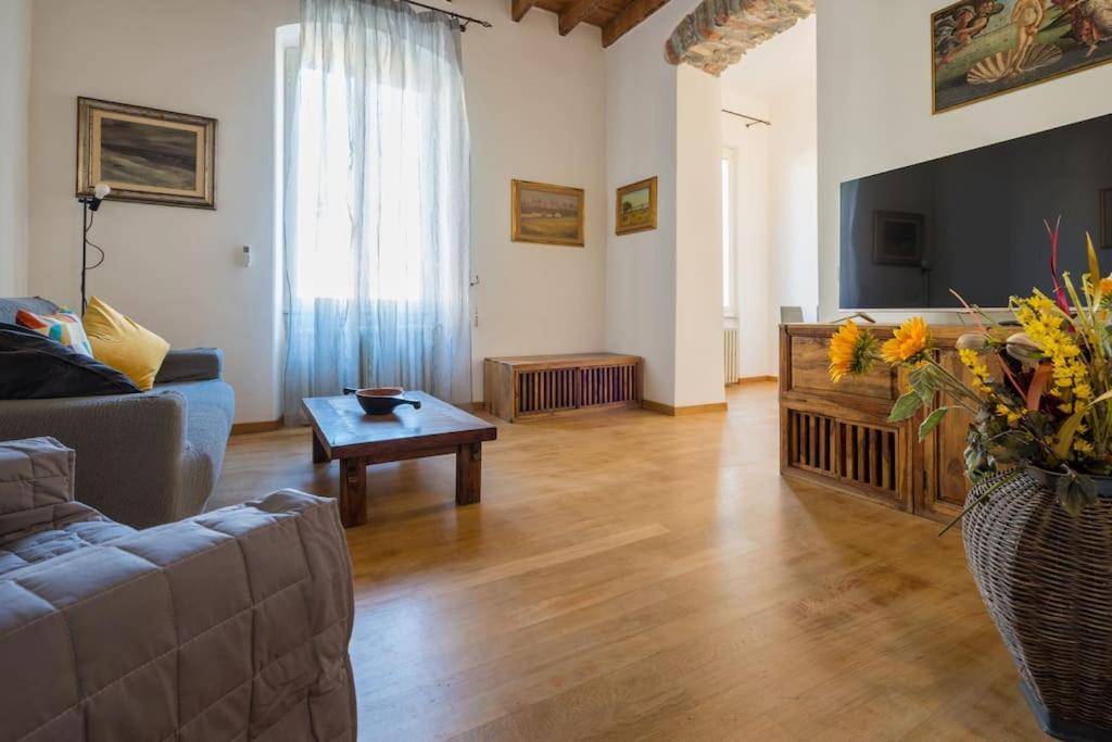 Apartamento A Casa Di Ce' La Spezia Exterior foto